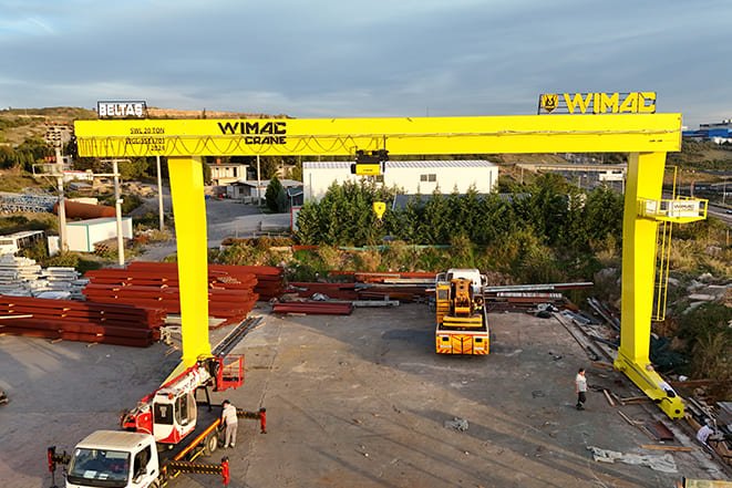 Конструкция козлового крана L-образного типа