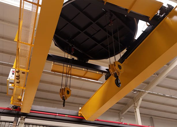 Механизм поворотной тали